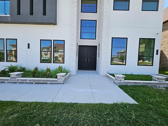 4th image of 1205 Bravura Dr
