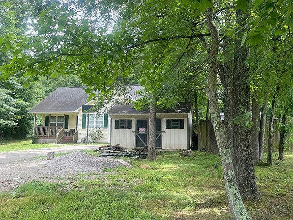 2nd image of 2610 Riddle Rd