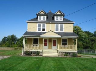 870 E Schaaf Rd, Brooklyn Hts, OH 44131