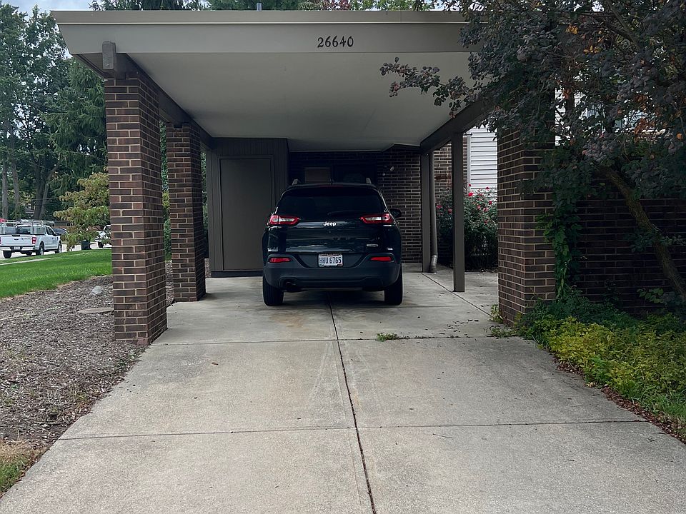 1st image of 26640 N Park Blvd