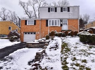 1227 Pleasantvue Dr, Pittsburgh, PA 15227