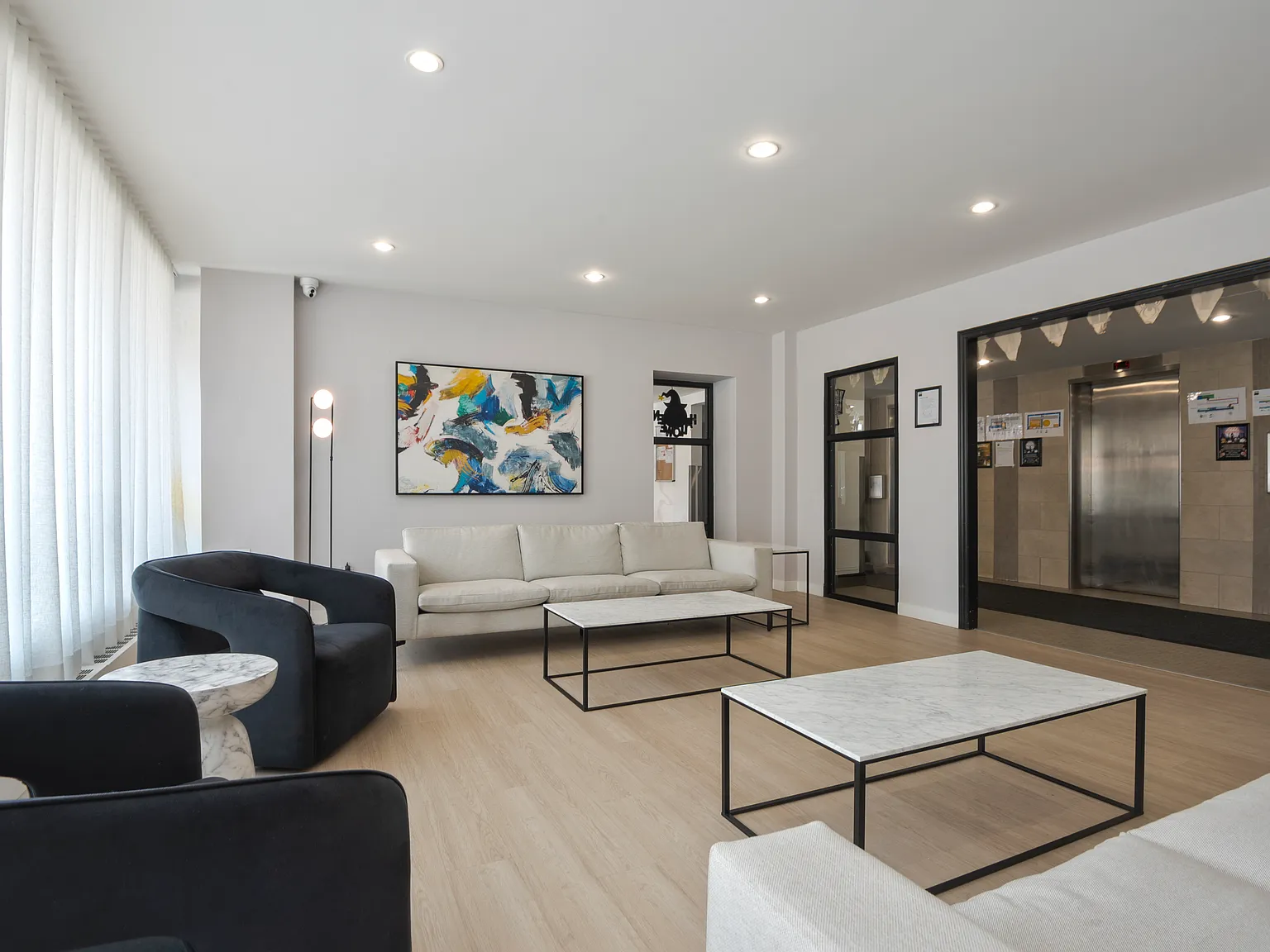 90 Eastdale — Photo 3