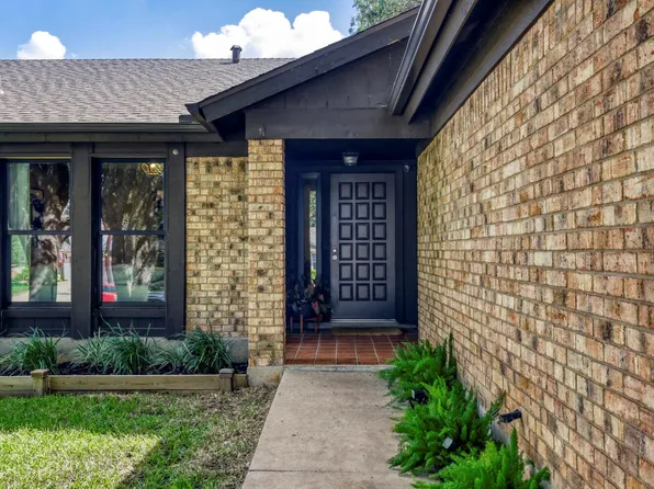 4103 Oak Creek Dr, Austin, TX 78727