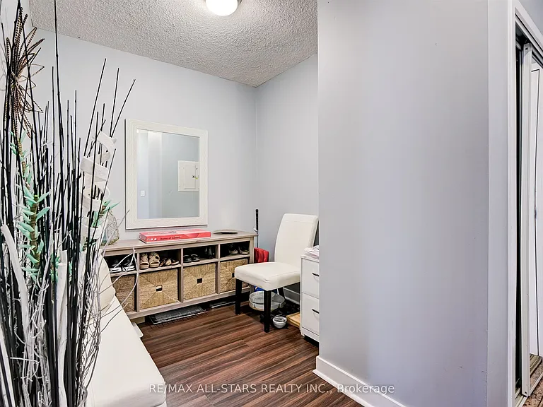 10 Navy Wharf Ct #2307 — Photo 6