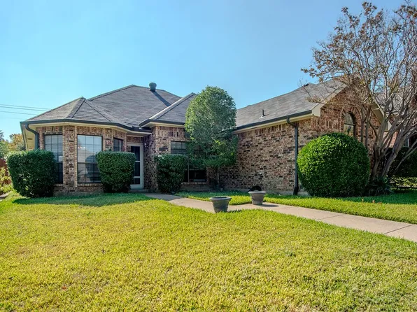 1208 Derby Run, Carrollton, TX 75007