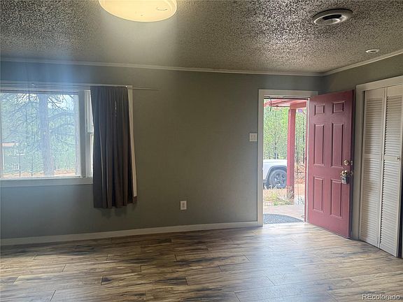 5th image of 63 Fitzsimmons Road