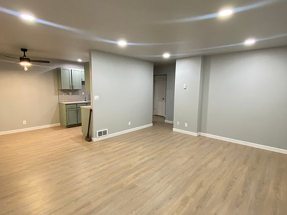 3rd image of 6303 53rd Ave NE #A
