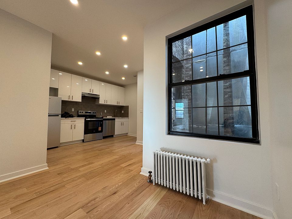 1st image of 4115 31st Ave APT 3