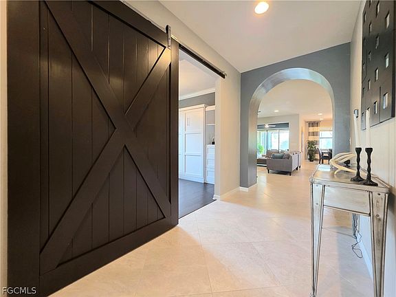 3rd image of 10805 Dennington Rd