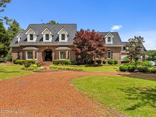 30321 Beaver Hill Lane, Wagram, NC 28396