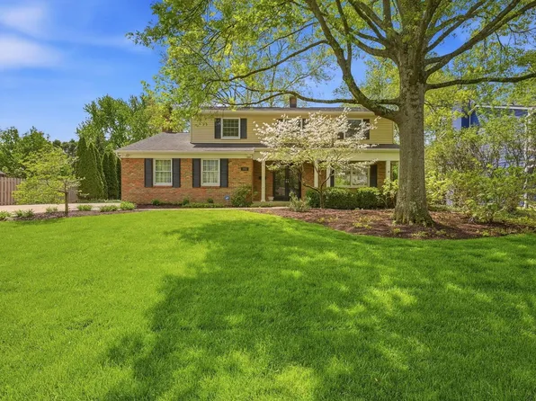 1955 Rosebery Dr, Columbus, OH 43220