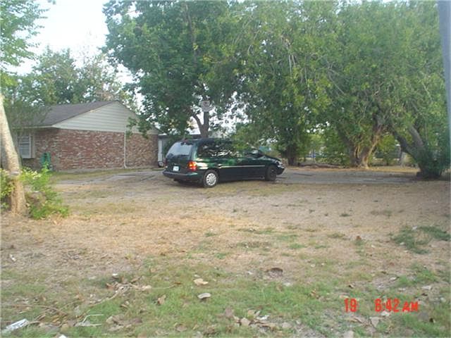 1st image of 4006 Brookmeade Dr