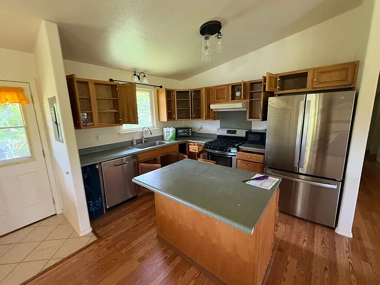 3409 Lauoho Rd — Photo 3