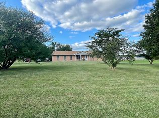 3851 McCoy Rd, Bethalto, IL 62010