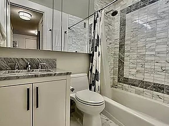 4th image of 200 E 94th St APT 411