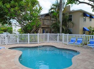 2401 Gulf Dr N APT 4, Bradenton Beach, FL 34217
