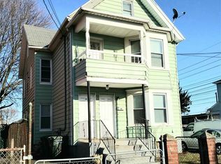 24-26 Lee Ave, Bridgeport, CT 06605