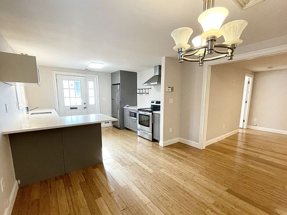 2nd image of 114 Buttonwood St #114