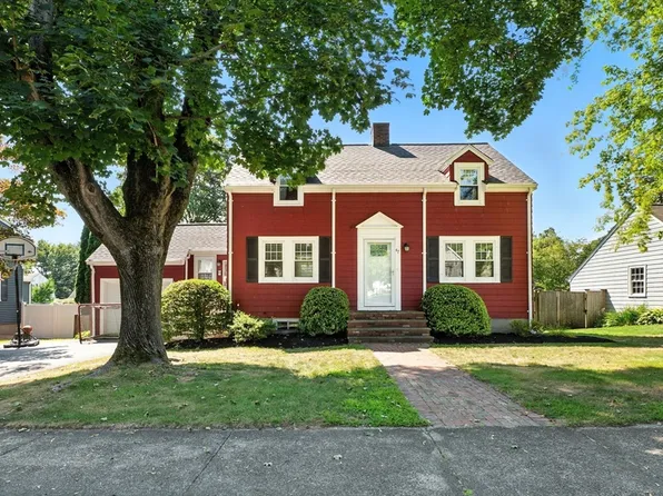 47 Aborn Ave, Wakefield, MA 01880