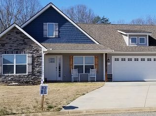 871 W Keepsake Ln, Inman, SC 29349
