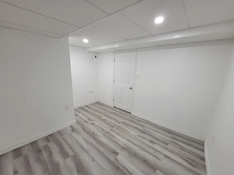 78 Lyman St — Photo 11