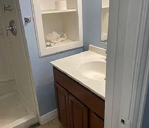 5th image of 47 Nandale Dr