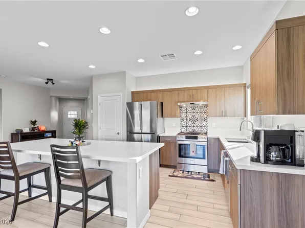 5524 E San Pietro Dr, Pahrump, NV 89061