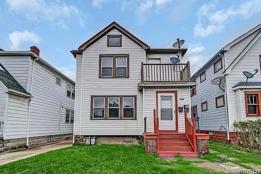 1st image of 1548 E Delavan Ave