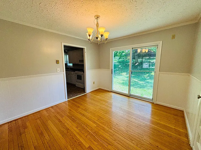 1105 Robin Rd — Photo 22