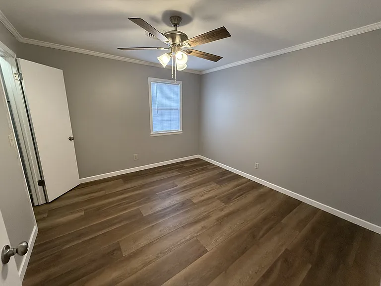 Upstairs Bedroom 1