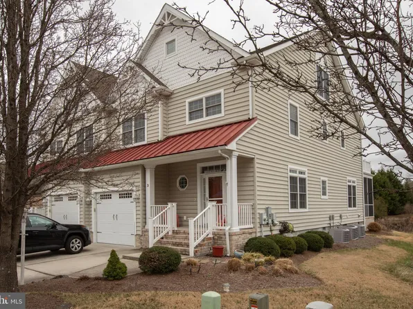 3 Ocean Mist Dr, Ocean View, DE 19970
