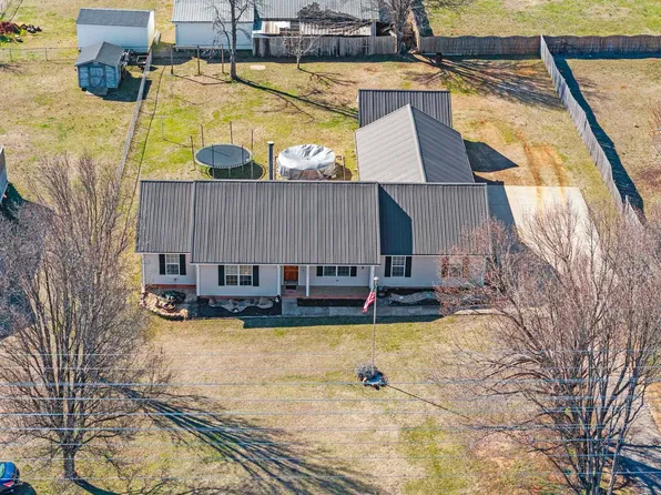 5367 Parris Bridge Rd, Boiling Springs, SC 29316