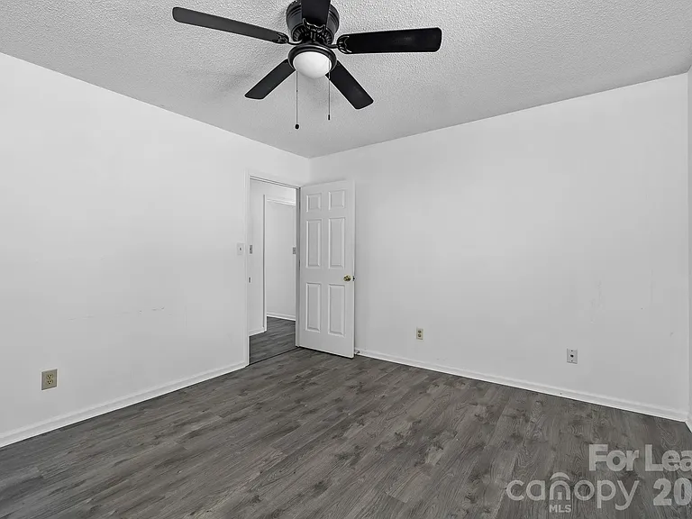 21014 Pine Ridge Dr — Photo 22