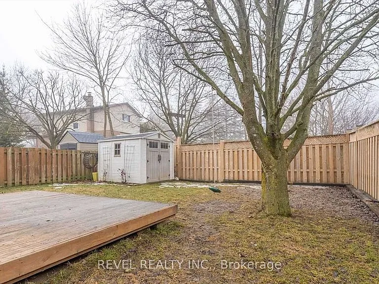 9 Balmoral Ct — Photo 16