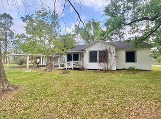 4000 Harrison Ave, Groves, TX 77619