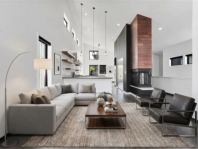 2232 Tracy Ave — Photo 2