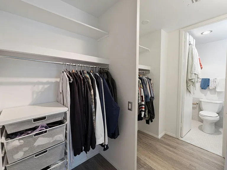 2403 N Lakeview Ave #1 — Photo 17