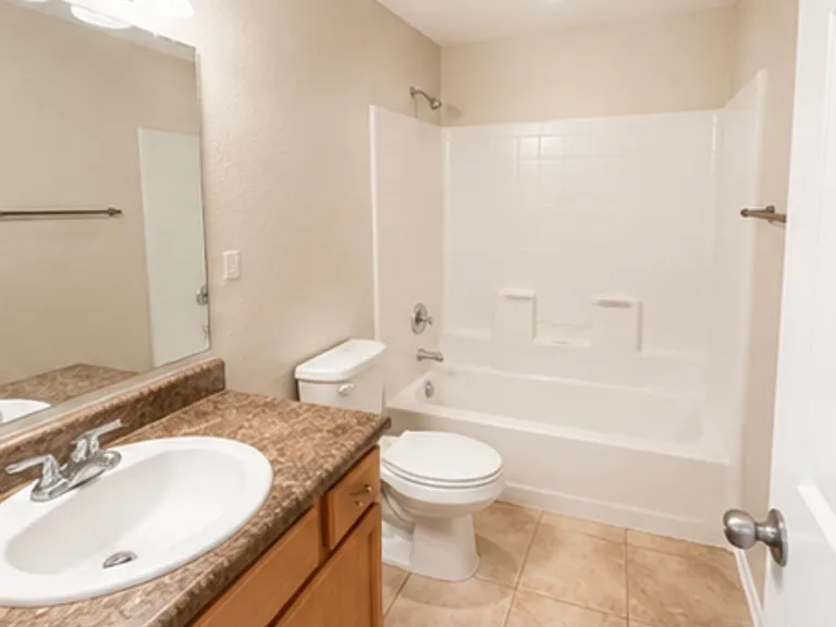 2709 Donna Ct — Photo 10