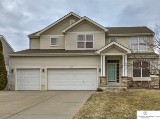 5517 S 161st St, Omaha, NE 68135