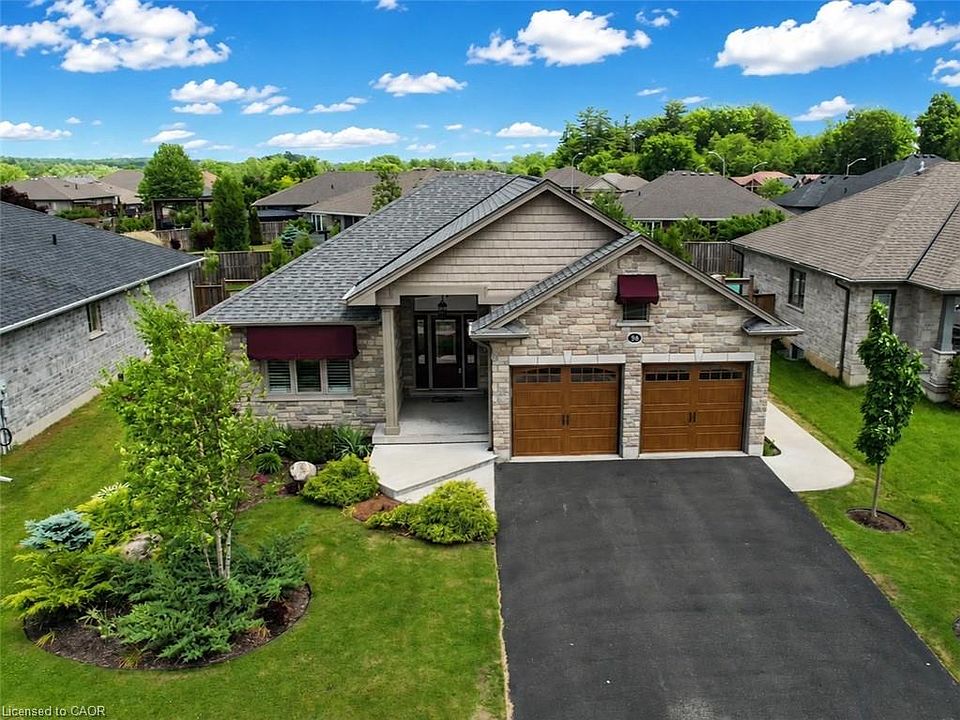 1st image of 98 Allandale Cres