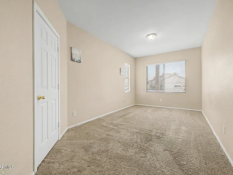 6622 W Golden Ln — Photo 24