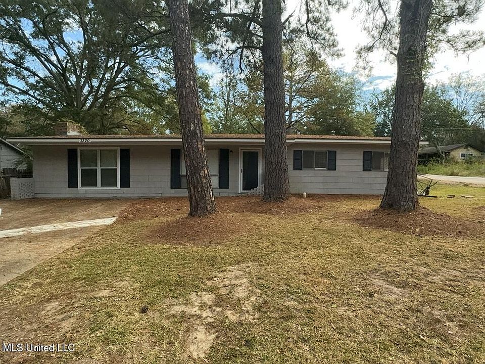 1st image of 3320 Ridgeland Dr