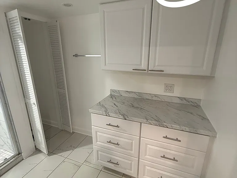 1425 N Bosworth Ave #BR — Photo 6