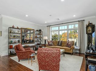 77 Sunset Ln #332, Ridgefield, CT 06877