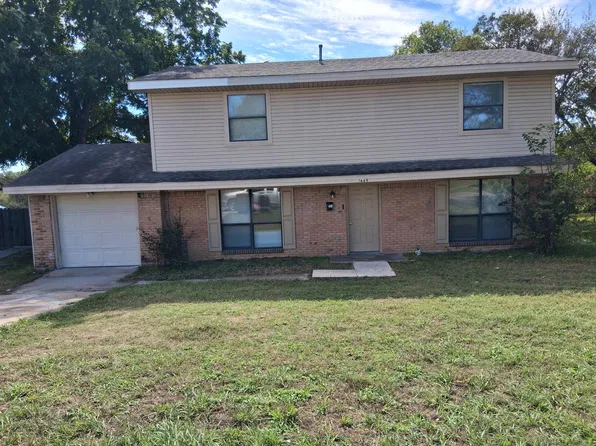 1669 Poplar Dr, Mesquite, TX 75149