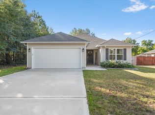 6052 Eden Rd, Crestview, FL 32539