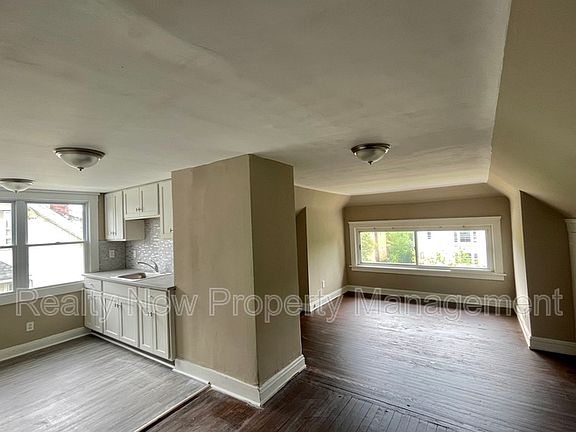 4th image of 3271 Desota Ave Unit 3
