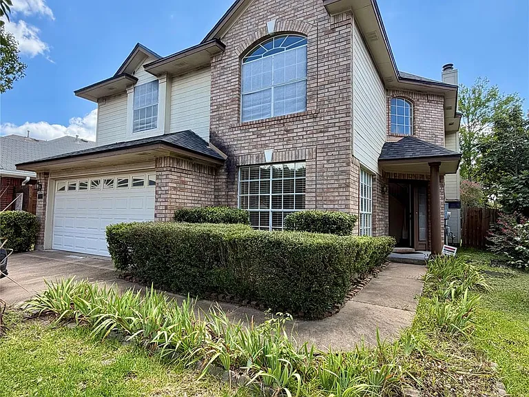9341 Bernoulli Dr — Photo 1
