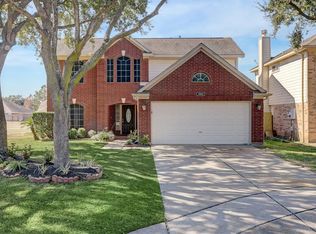 11842 Caprock Canyons Ln, Sugar Land, TX 77498