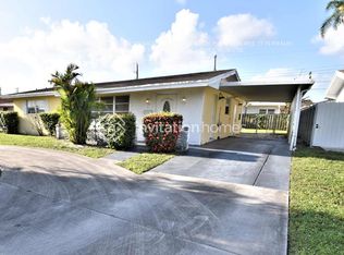 8570 NW 11th Ct, Hollywood, FL 33024